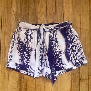 Bebe inflow printed high waisted Stylish Women's Shorts XS